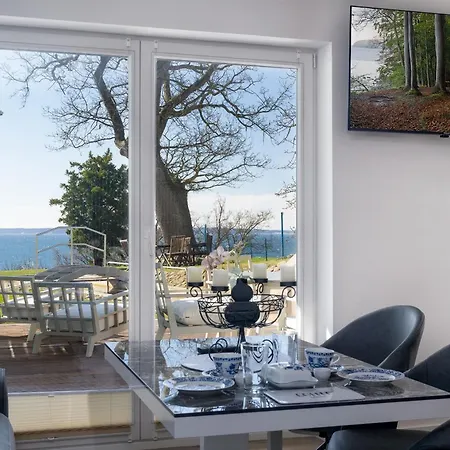 公寓 Sassnitz - Meerblick, Terrasse, Sauna, Fitness - Fewo Silbermoewe *
