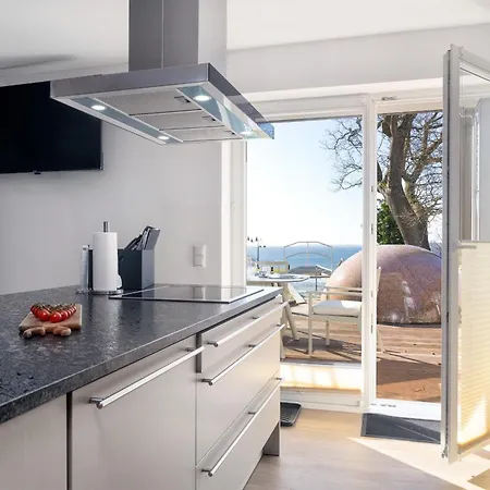 - Meerblick, Terrasse, Sauna, Fitness - Silbermoewe *