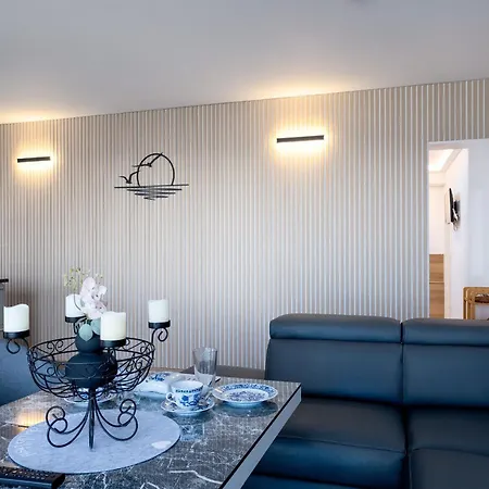 - Meerblick, Terrasse, Sauna, Fitness - Silbermoewe * Sassnitz